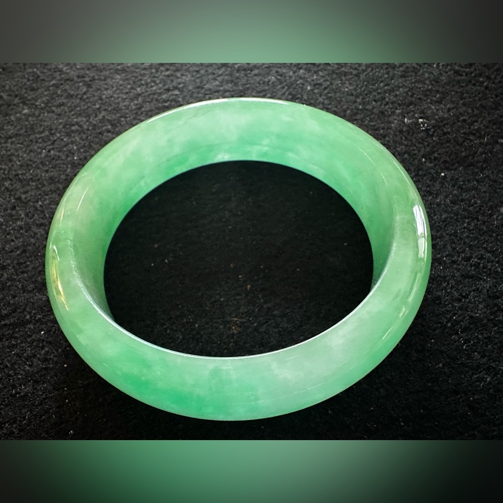 Natural Jade Bangle, Thailand Burma, Vintage
Neiman Marcus 2.93in x 2.3in x .3in
